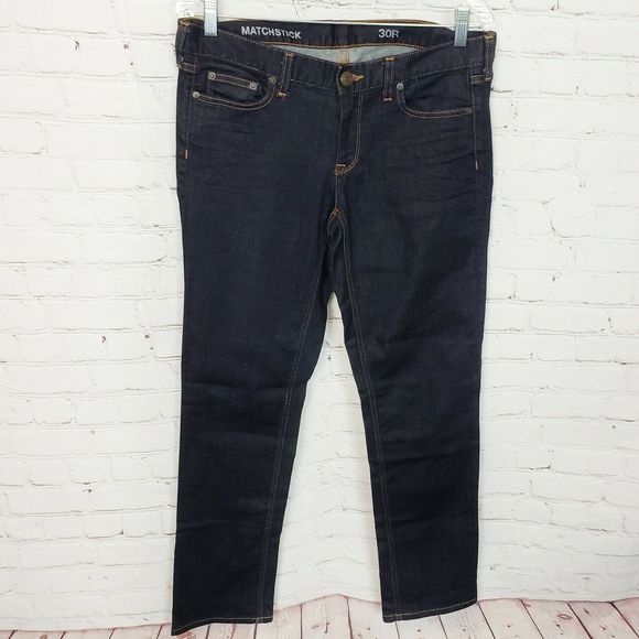 straight leg jeans with stretch